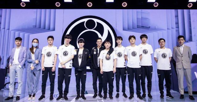 而相较之下 而相较之下